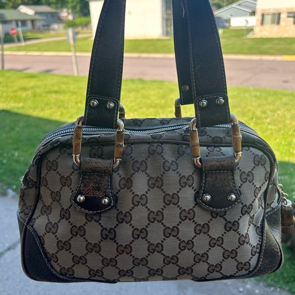 Gucci Bamboo Accent Monogram GG Boston Tote Bag - Picture 2 of 13